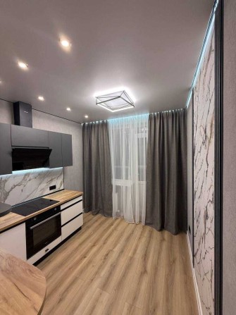 Квартира з ремонтом в ЖК Акварель - фото 1