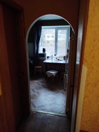 Продам двокімнатну квартиру в м. Карлівка - фото 1