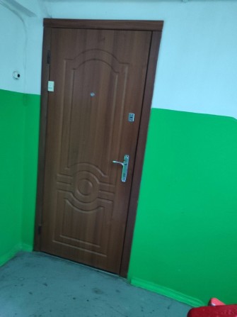 ПРОДАМ 2-кімнатну квартиру в центрі Карлівки (Полтавська обл) - фото 1