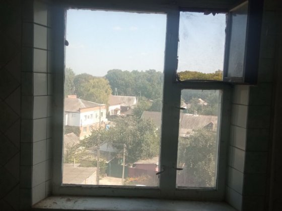 Продам 2-х кімнатну квартиру з коморкою м. Карлівка мр «Мрія» 5/9 Карловка