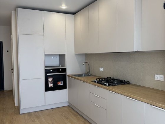 Продаж 1 кімнатної квартири р-н Льонокомбінату Корнин