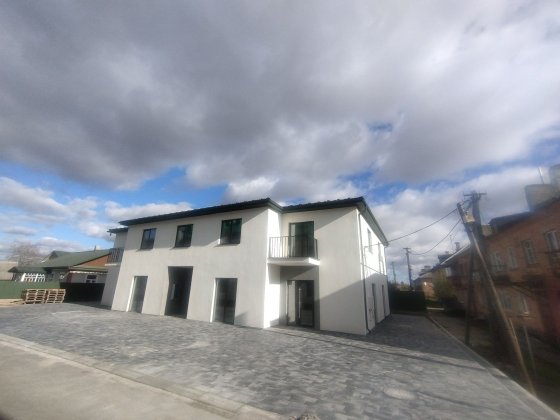 Продам. Квартиру. Центр. Новобудова. Цегла. Корець