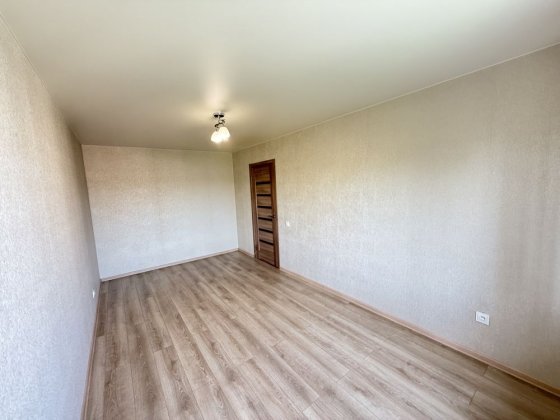 ВЛАСНИК Однокімнатна квартира м. Чортків Чортків