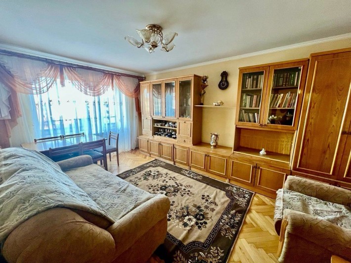 Продається 3-кімнатна квартира. Чортків - фото 1