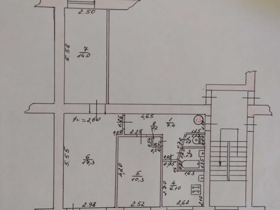 продається з-х кімнатна квартира Чортків