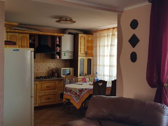 4-кімнатна квартира з ремонтом Чортків