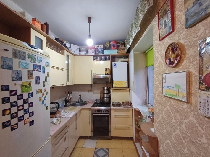 Продаю 3кім.кв з меблями - фото 1