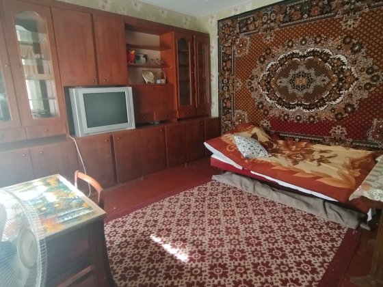 Продам 2-х кімнатну квартиру на землі Первомайськ