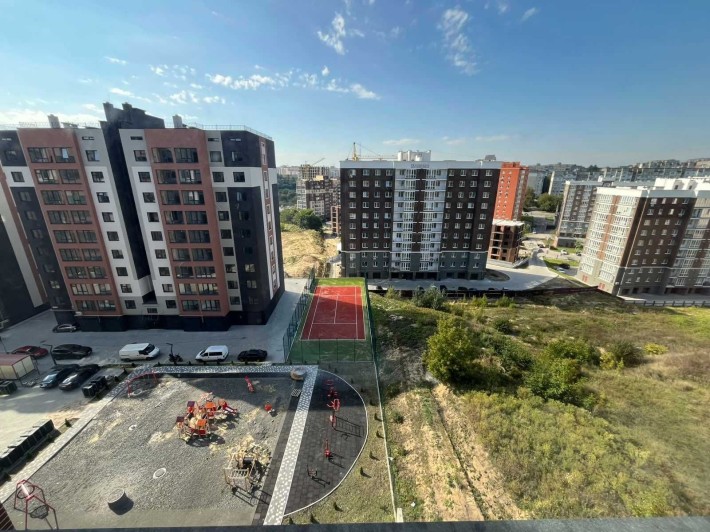 Шикарний вигляд з вікна на Озерній це реальність! 2-кімнатна квартира! - фото 1