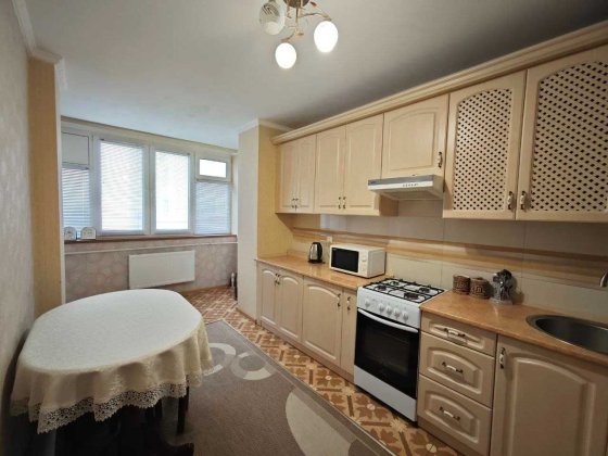 Супер пропозиція! 1-кімнатна квартира з ремонтом в центрі Озерної Лісові Гринівці