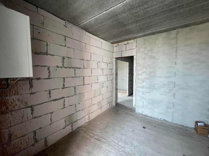 Топ Ціна! Сучасна 1-к квартира у зданому будинку з комунікаціями! - фото 1