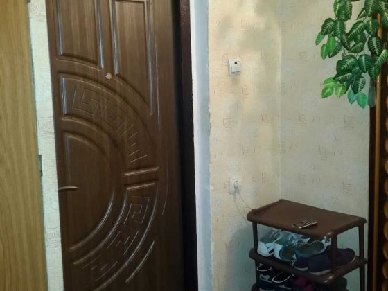 Продам, 2 кімнатну квартиру.(Власник) Ладан