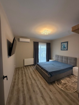 Продається 1-кімн. квартира в НОВОБУДОВІ з меблями та технікою - фото 1