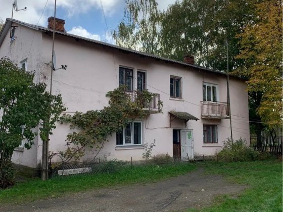 Продаж квартири  смт.Глибока Глыбокая