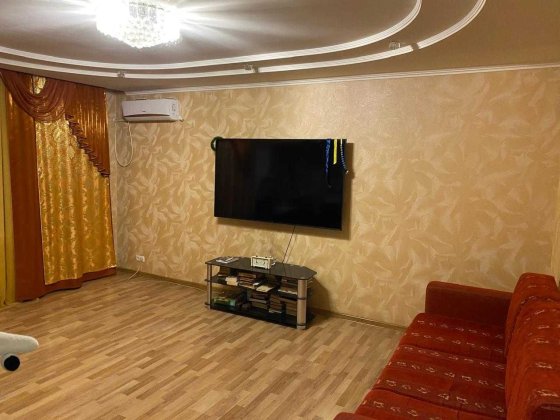 4-х кімнатна квартира вул.Бочарова, 6 м.Вільнянськ Вільнянськ