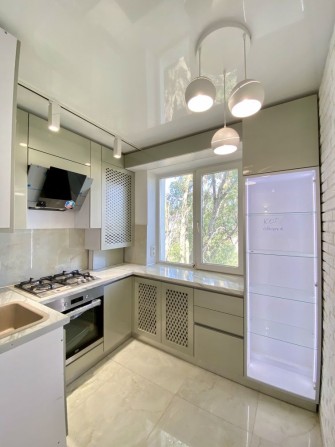 Продам 2х кімнатну квартиру в м. Покров , центр - фото 1