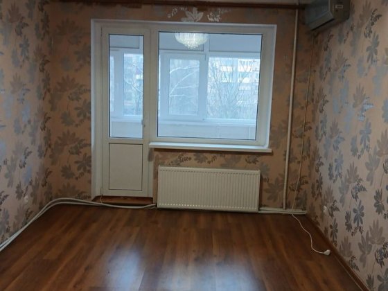 Продам 2-кімнатну квартиру Покров