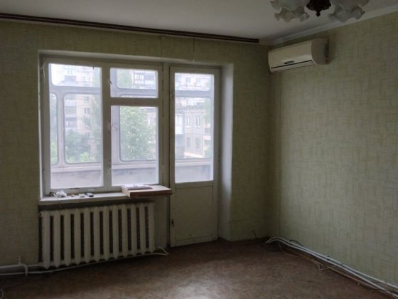 Продаж трикімнатної квартири Покров