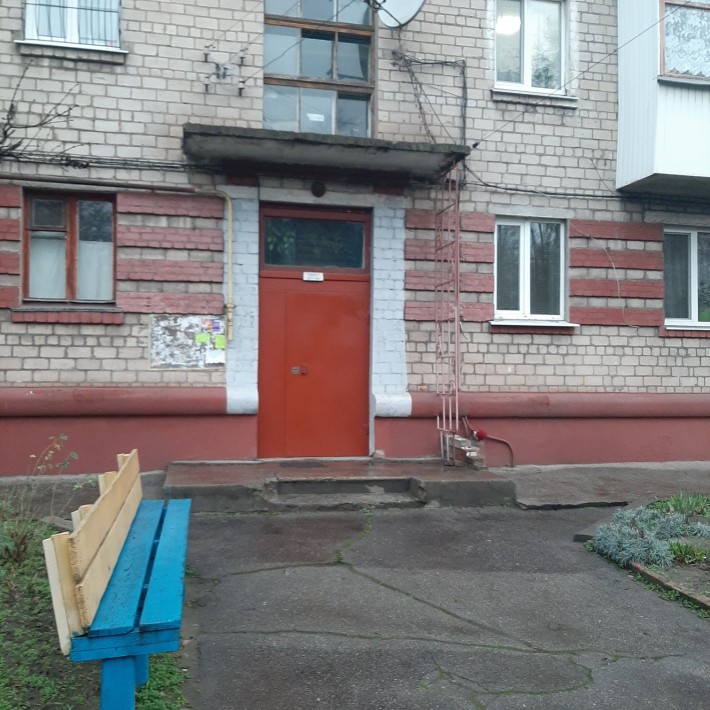 Продам 1 кімнатну квартиру біля університета - фото 1