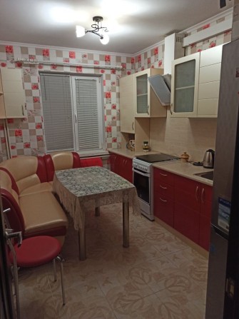 3к квартира (Белые Лебедя) + кладовка - фото 1