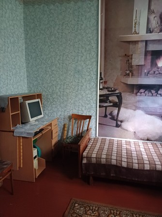 Продаж кімнати в двоповерховому будинку - фото 1