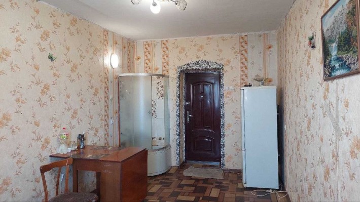 `Продам кімнату 15м.кв., центр - фото 1