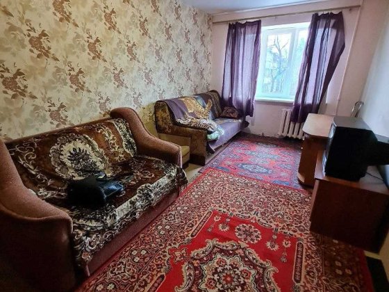 Продам 2 кімн. МАЛОСІМЕЙКУ на Молодіжному. 7500 Кременчуг