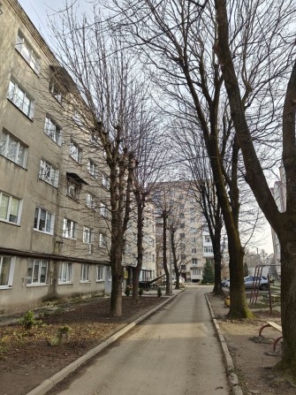 Продаж квартири в гуртожитку. Район Східний - фото 1