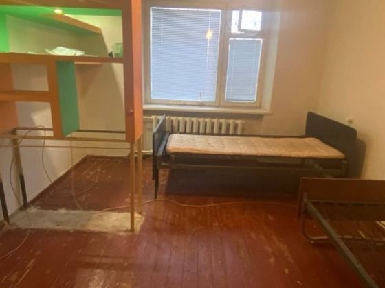 Продам кімнату на першому поверсі Суми