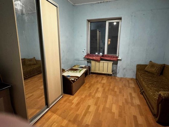 Окрема кімната в комунальній квартирі, 3 хвилини від метро «Нивки». Київ
