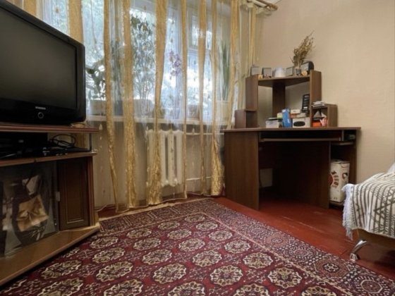 Продаж приватозованої кімнати. Вулиця Бориспільська 3/1 Киев