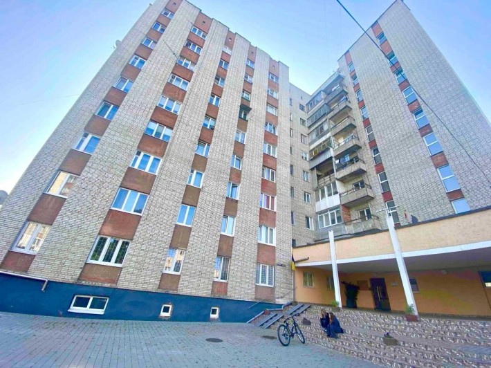 Продаж кімнати в гуртожитку. вул. Тичини - фото 1