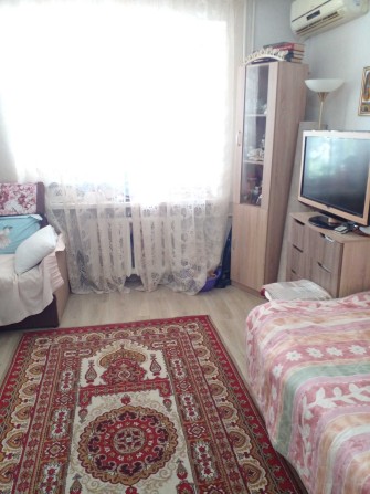 Продаю  комнату в центре города - фото 1