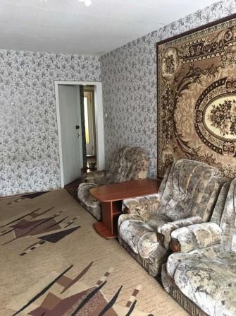 Продам комнату в двух комнатной изолирований квартире - фото 1