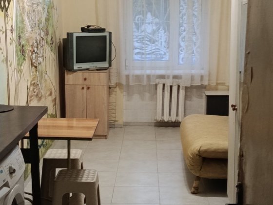 Продам 2 комнаты в коммуне на Краснова р-н  пл. Толбухина от хозяина Одеса