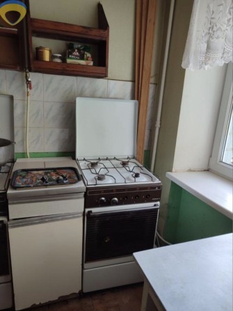 Продам кімнату у комуні - фото 1