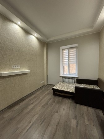 Продам кімнату з ремонтом. - фото 1