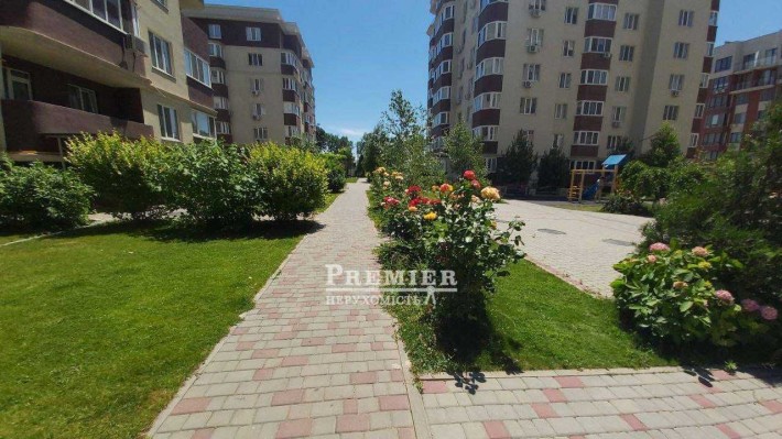 Продам двухкімнатну видову квартиру в новому ЖК - фото 1