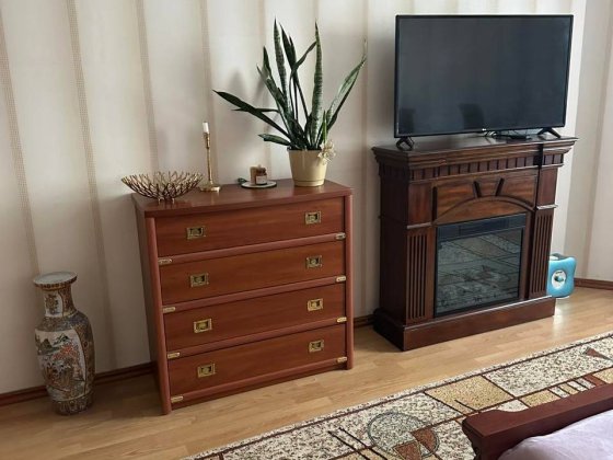 Продам 2-кімнатну квартиру на вул. Леваневців