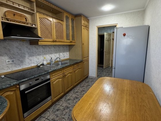 Без% Продаж 3х кімнатної квартири. Вул. Шептицького 3Г. М. Лівобережна Киев