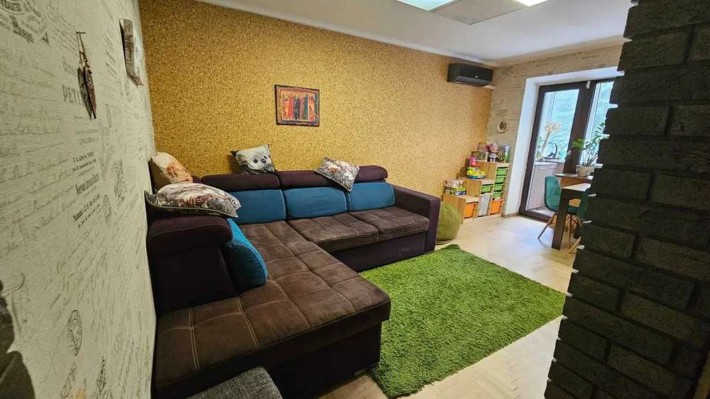 Продаж 3-кімнатної квартири на вул. Мукачівській, 5 - фото 1