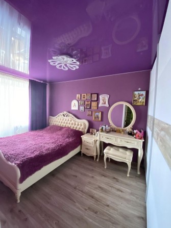 Продам двокімнатну квартиру з ремонтом в центрі міста! - фото 1