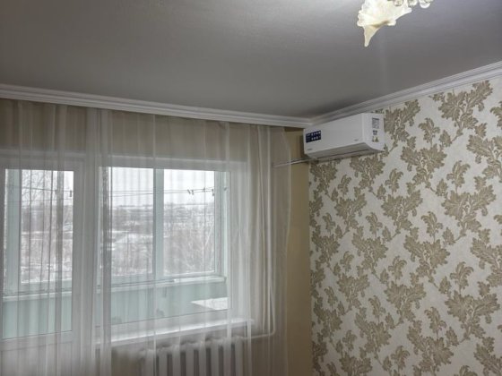 Продам 1 кімнатну квартиру Таращанський м-в ТОРГ реальному покупцю!! Белая Церковь