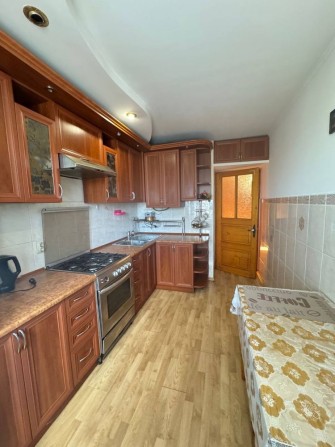 Продам 2 кімнатну квартиру із індивід. газовим оп. Є комора, ПОСТАНОВИ - фото 1