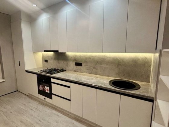 Продаж однокімнатної квартири з новим ремонтом!Газ! Гарний вид! Буча