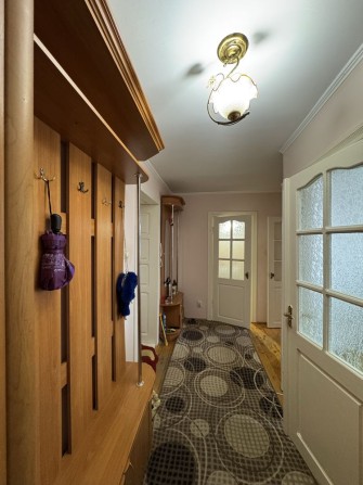 Квартира 2-кімнатна в цегляному будинку - фото 1