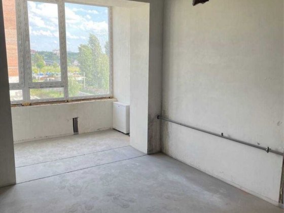 Однокімнатна квартира в зданому будинку! Газ! Єоселя-так! Буча