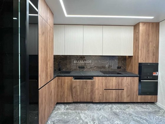 Продам шикарну 1к квартиру біля міського озера Івано-Франківськ