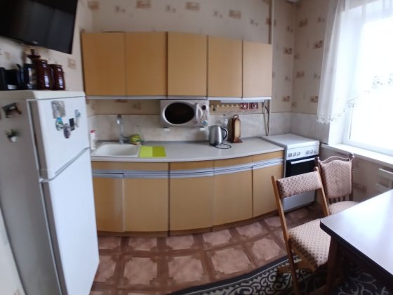 Продам 3 квартиру Незалежності 15А, 4 поверх,  газ, хороша Бровари