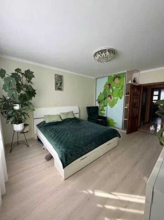 Продається простора 2-кімнатна квартира площею 68 м² у  Бучі - фото 1